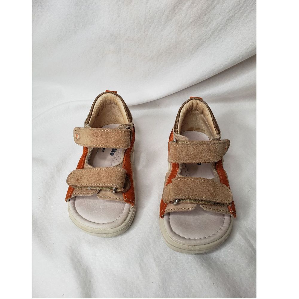 Naturino sandals, Toddler size US 6 /EU 22